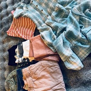 Girls Large (10-12) 9 Piece Clothing Bundle